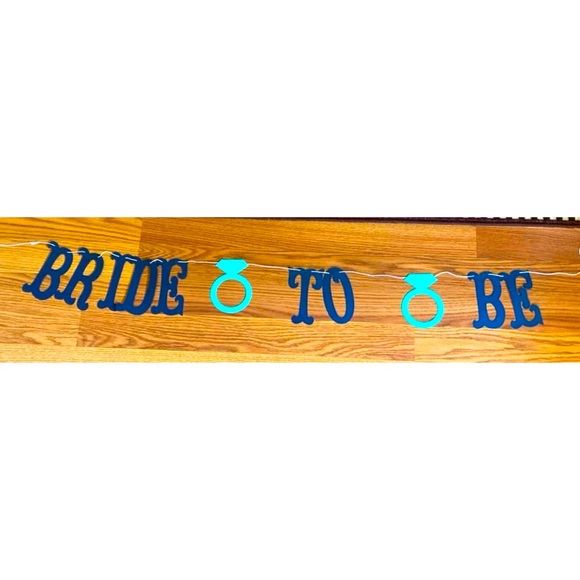 “Bride to Be” bridal shower banner - Picture 1 of 3